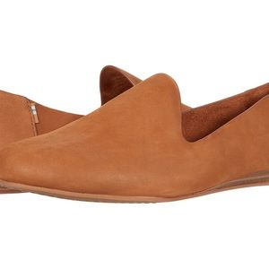 TOMS® Darcy flats